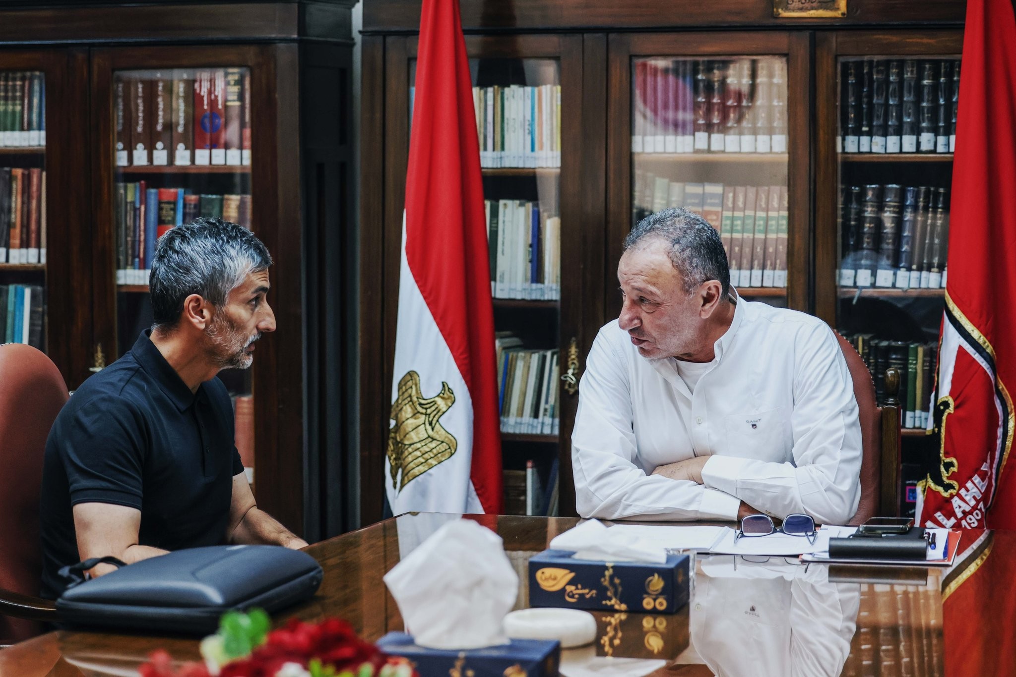 الأهلي بطل مصر يتعاقد مع المدرب الإسباني ريبيرو