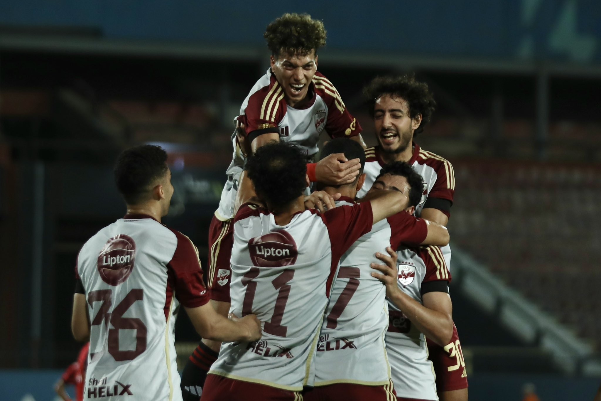 الأهلي يفلت من كمين الداخلية بفوز قاتل