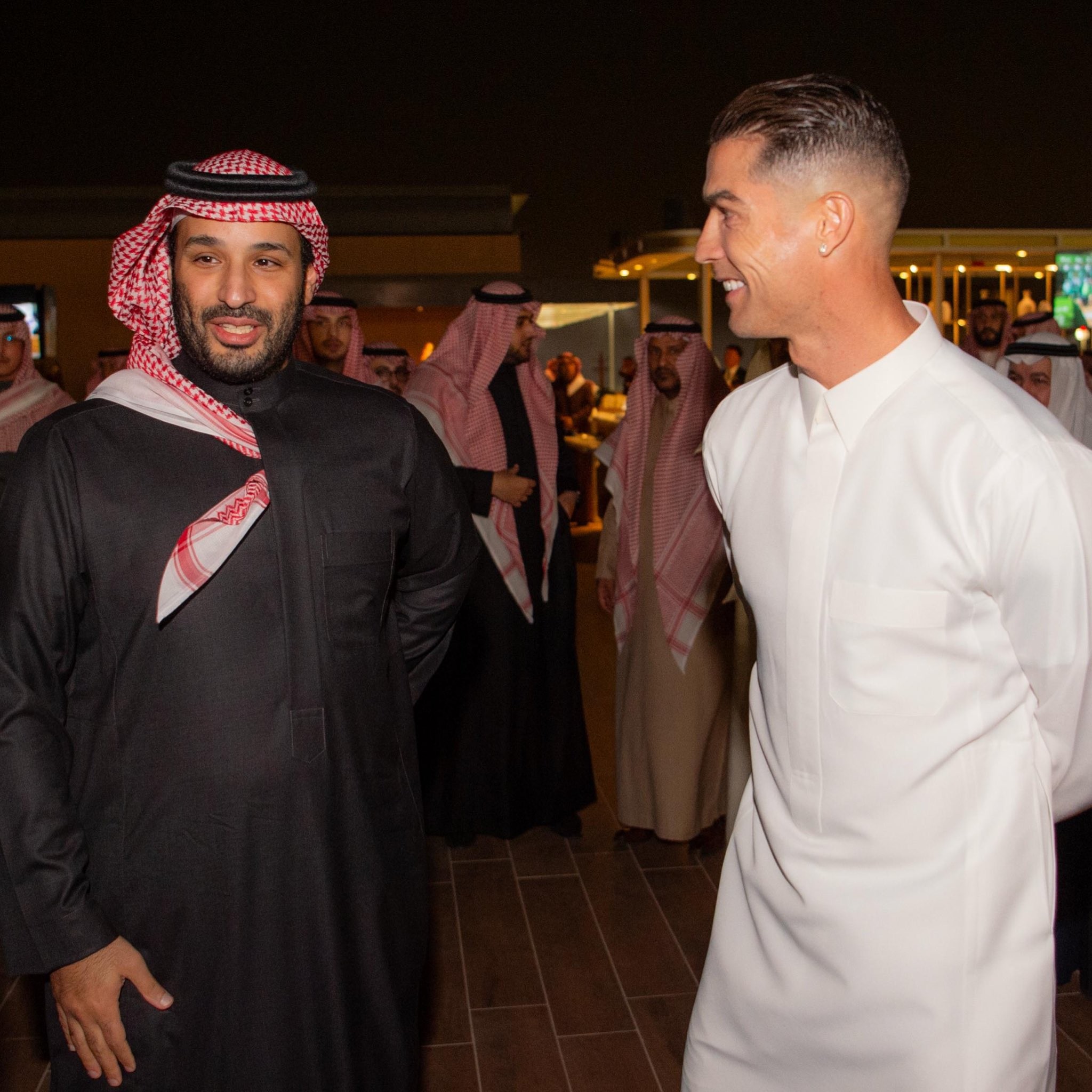 رونالدو... أول لاعب كرة قدم تقدر ثروته بـ1.4 مليار دولار