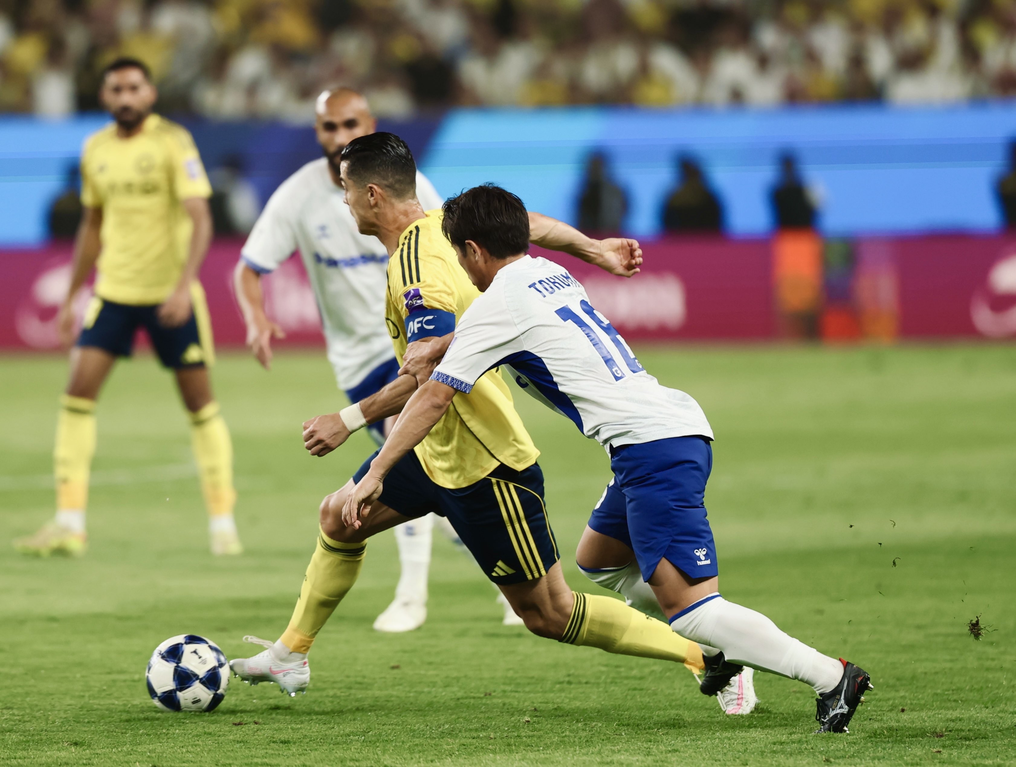 خسر فريق النصر السعودي ونجمه البرتغالي كريستيانو رونالدو لقب دوري أبطال آسيا 2،