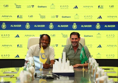 النصر يحسم صفقة الفرنسي سيماكان