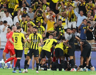 هل اقترب الاتحاد من تحقيق لقب الدوري السعودي؟