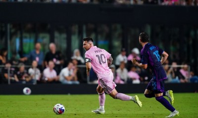 راتب ميسي يفوق سقف رواتب 21 فريقاً أميركياً