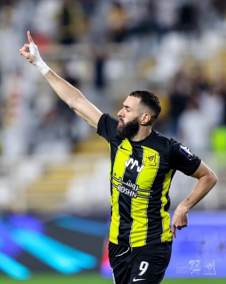 كريم بنزيما يريد مغادرة الدوري السعودي