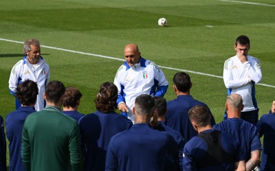 مدرب إسبانيا: مواجهة إيطاليا أشبه بنهائي كأس العالم… سنلعب في «الوحل» لا فوينتي قال إن لاعبيه مستعدون لمعركة ضارية