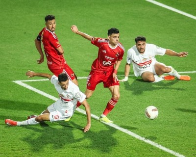 الأهلي ينعش موسمه بثلاثية في القمة… والزمالك يبقى المرشح الأول للقب رغم السقوط