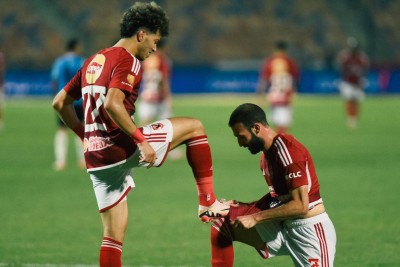 الأهلي يواصل الرباعيات.