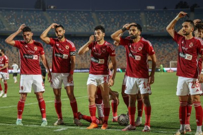 الأهلي يهزم طلائع الجيش... ويواصل مطاردة بيراميدز