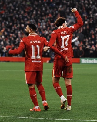  ليفربول يضمن الصدارة الأوروبية