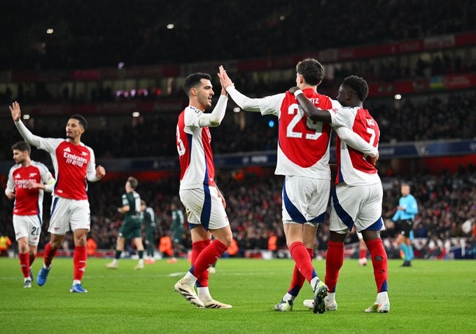 Arsenal 3-0 Monaco: Match report and talking points as Gunners edge closer to Champions League last 16