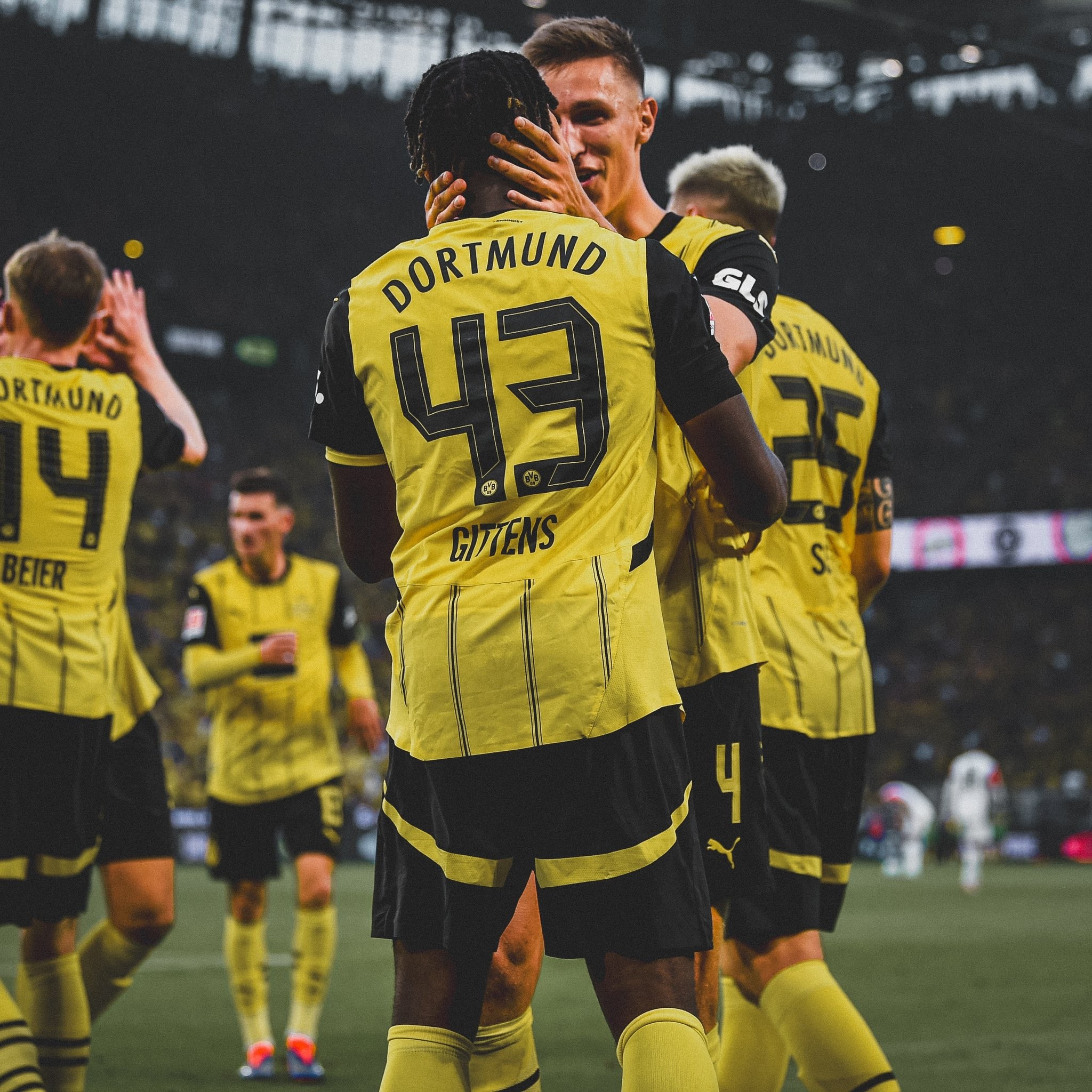 Jamie Gittens clinches win for Borussia Dortmund in Nuri Şahin's first Bundesliga game in charge