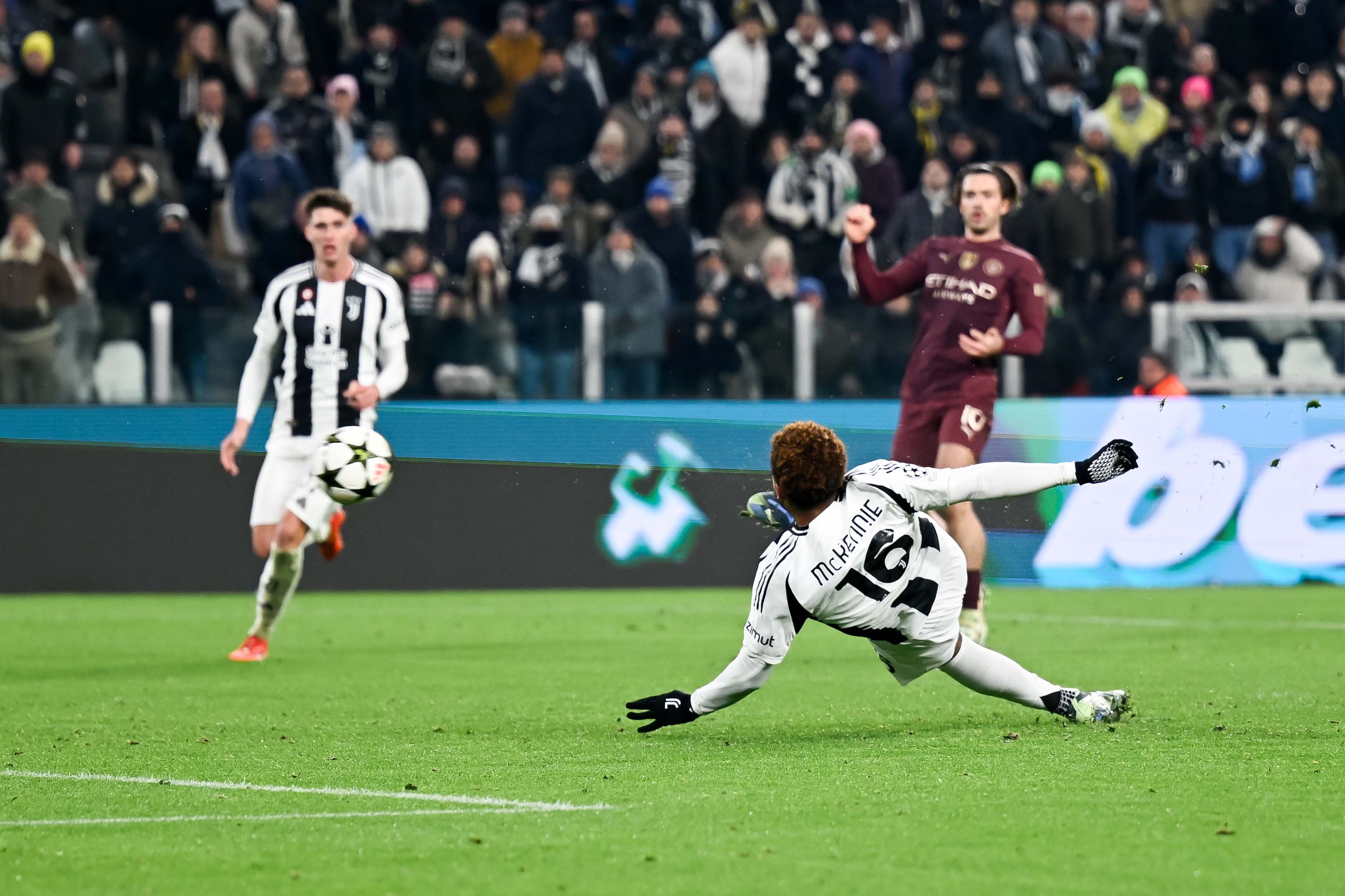 Juventus 2-0 Man City: Player ratings as Vlahovic punishes Guardiola's side in Turin
