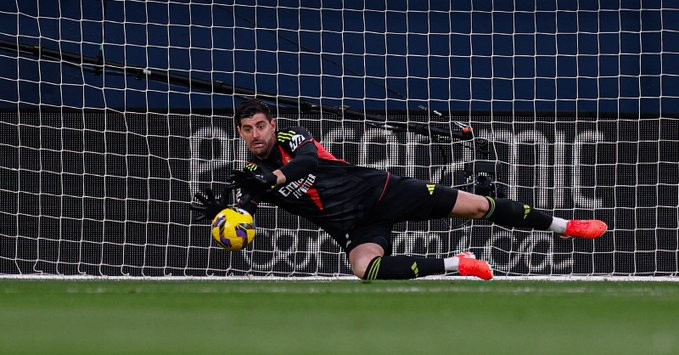 real Madrid have returned to the top of the La Liga table after a spirited 2-1 victory over Villarreal at La Ceramica