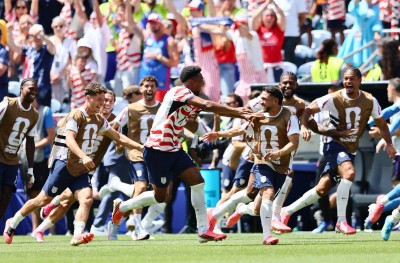 USA Strike Hard: Another Victory and a Direct Qualification to the Round of 32
