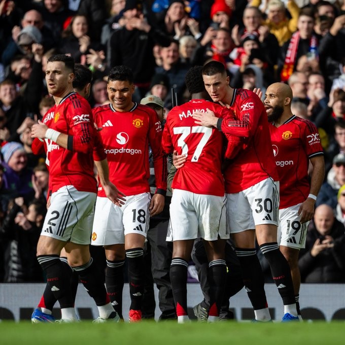  United 2 Crystal Palace 1